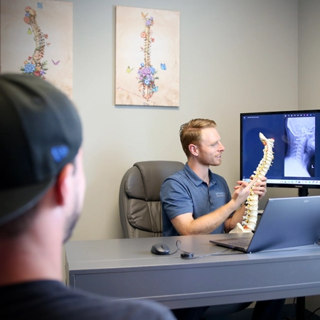 Chiropractor Downers Grove IL Ryan Bielecki Spinal Decompression